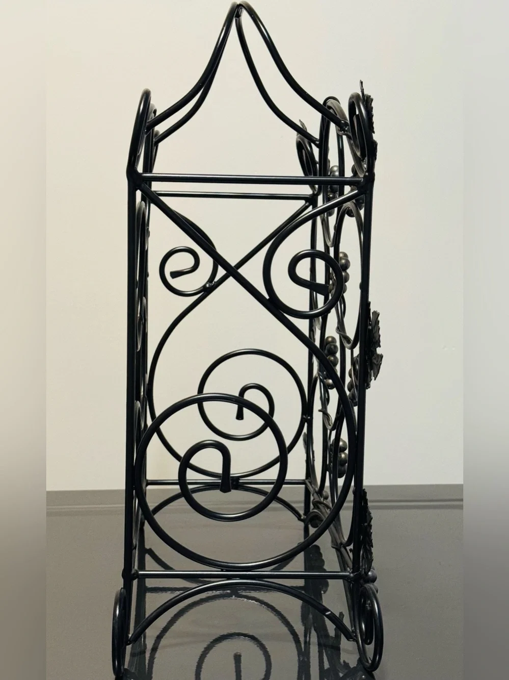 Black Metal Vintage Wine Rack with Silver Grape Accents